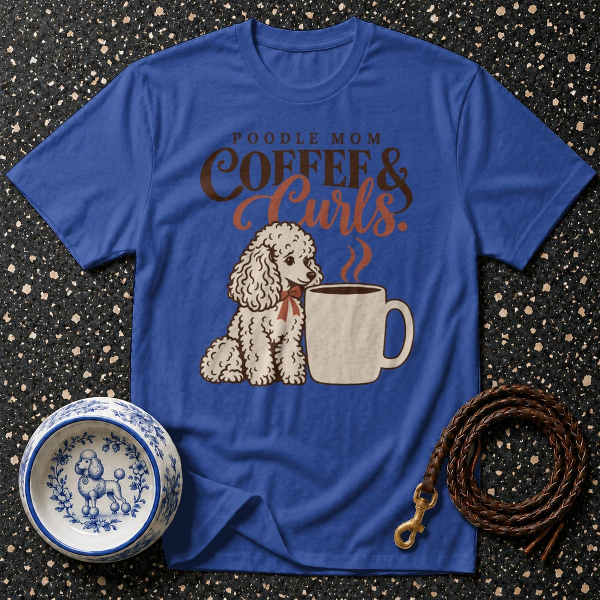 T-shirt Coffee & Curls Poodle Mom T-Shirt Poodle Mom Coffee & Curls T-Shirt | Premium Dog Apparel
