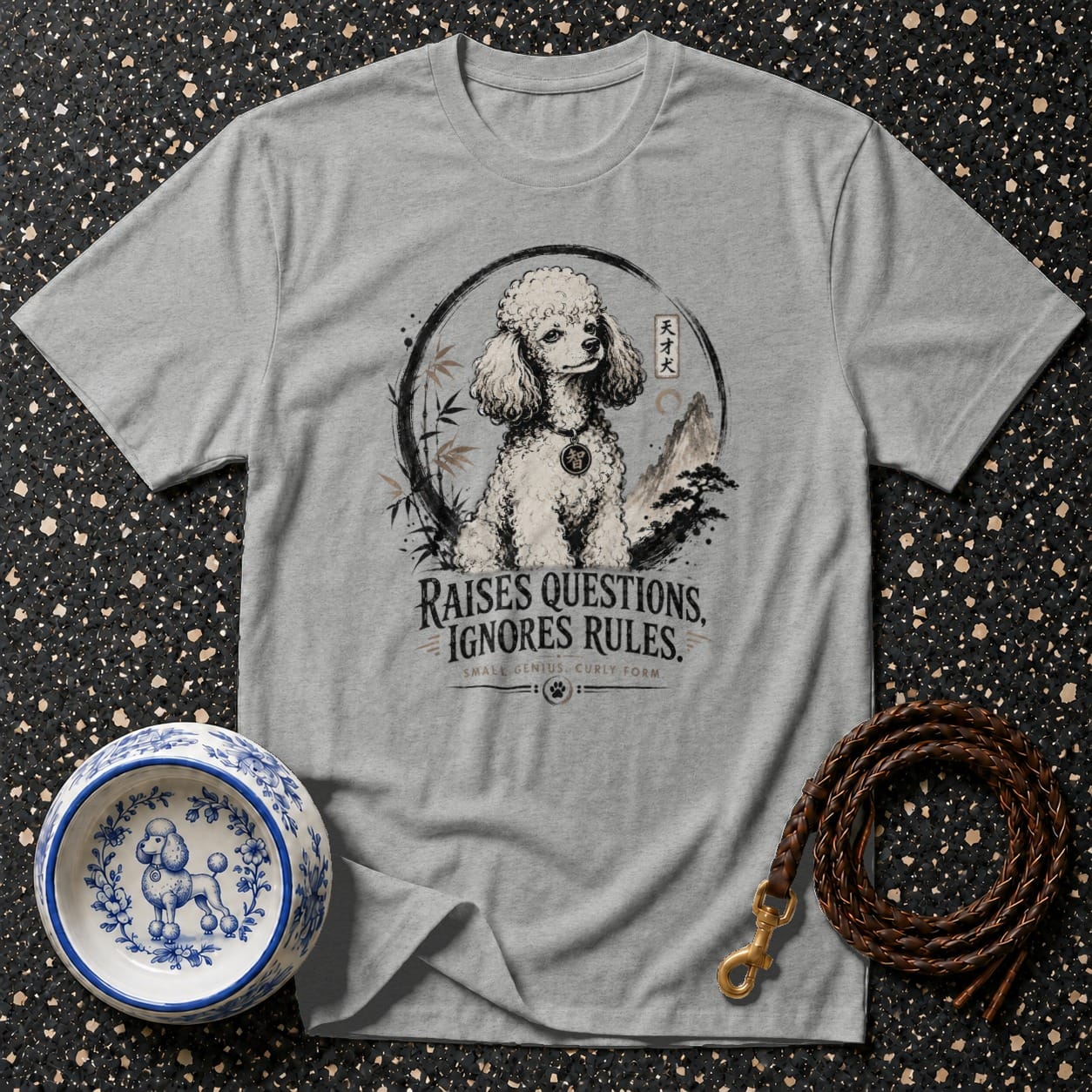 Gray t-shirt with a stylized poodle illustration and Japanese text.