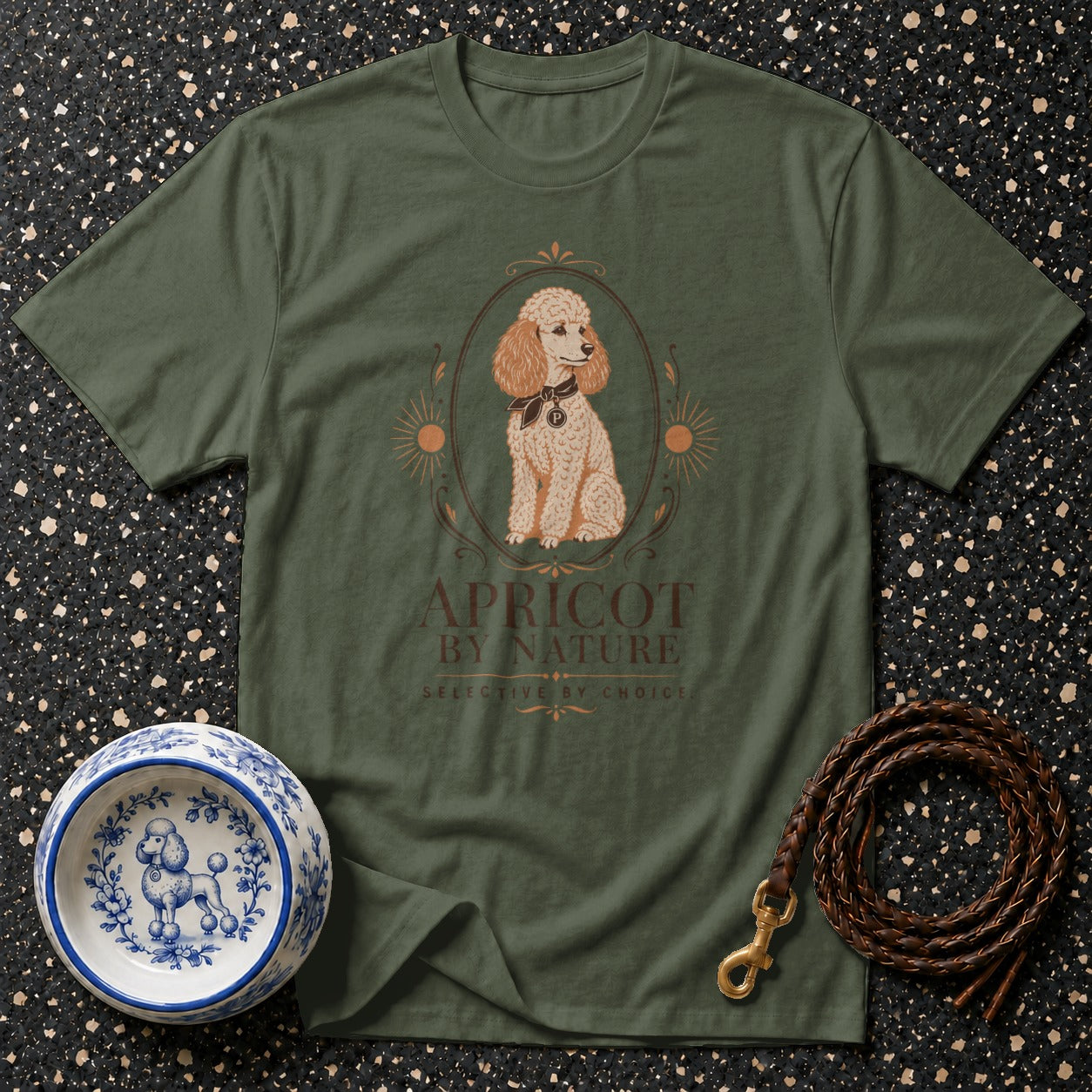 Green t-shirt with apricot